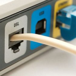 تفاوت اینترنت ADSL و اینترنت فیبر نوری در چیست؟